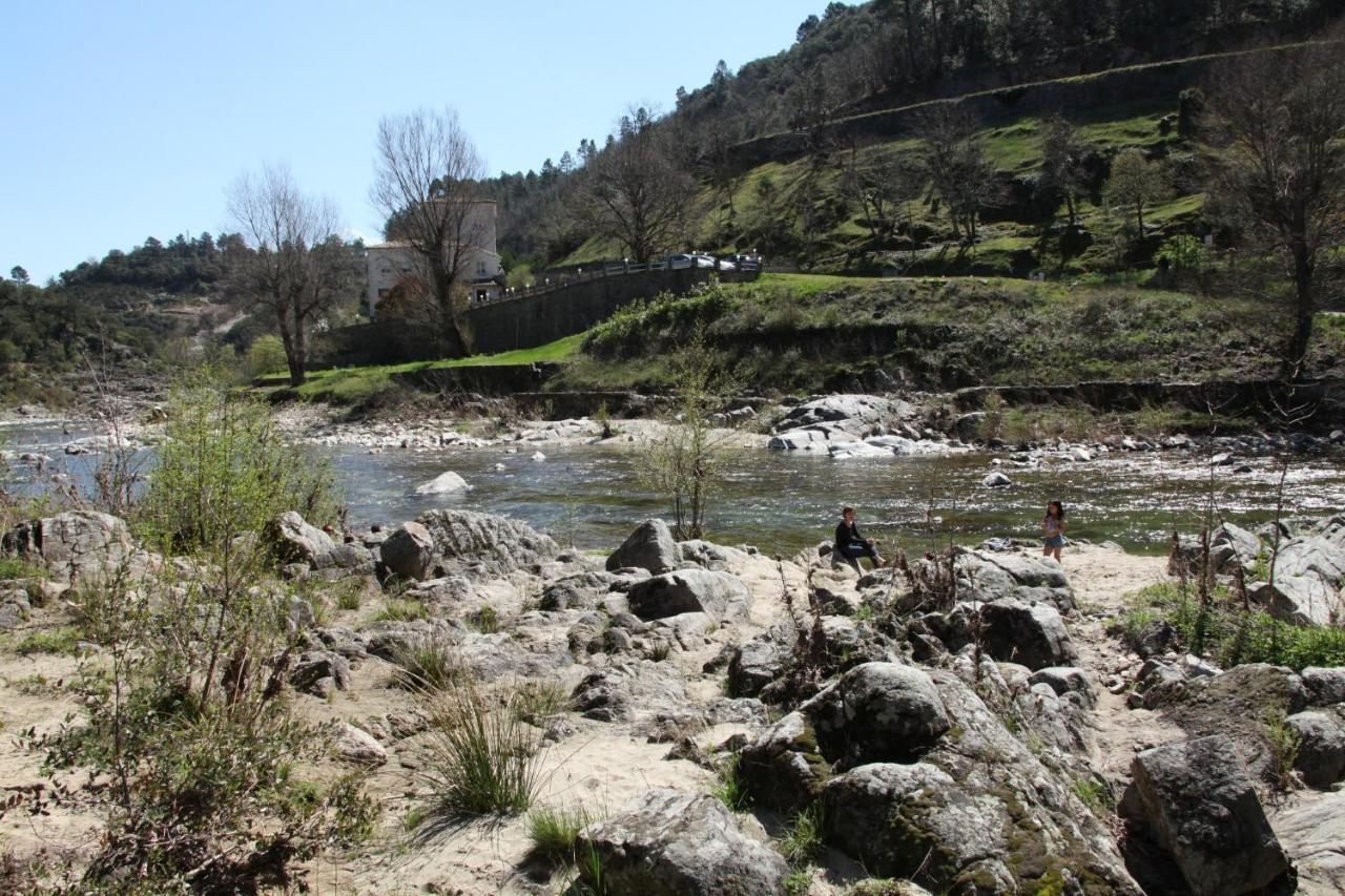 A L'Oree Des Cevennes Aigremont ภายนอก รูปภาพ